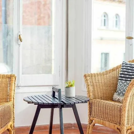 Appartement New Floor With A Lot Of Light & Aircon *